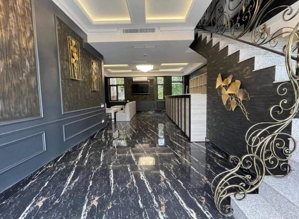 Days Hotel Erivan Dış mekan fotoğraf